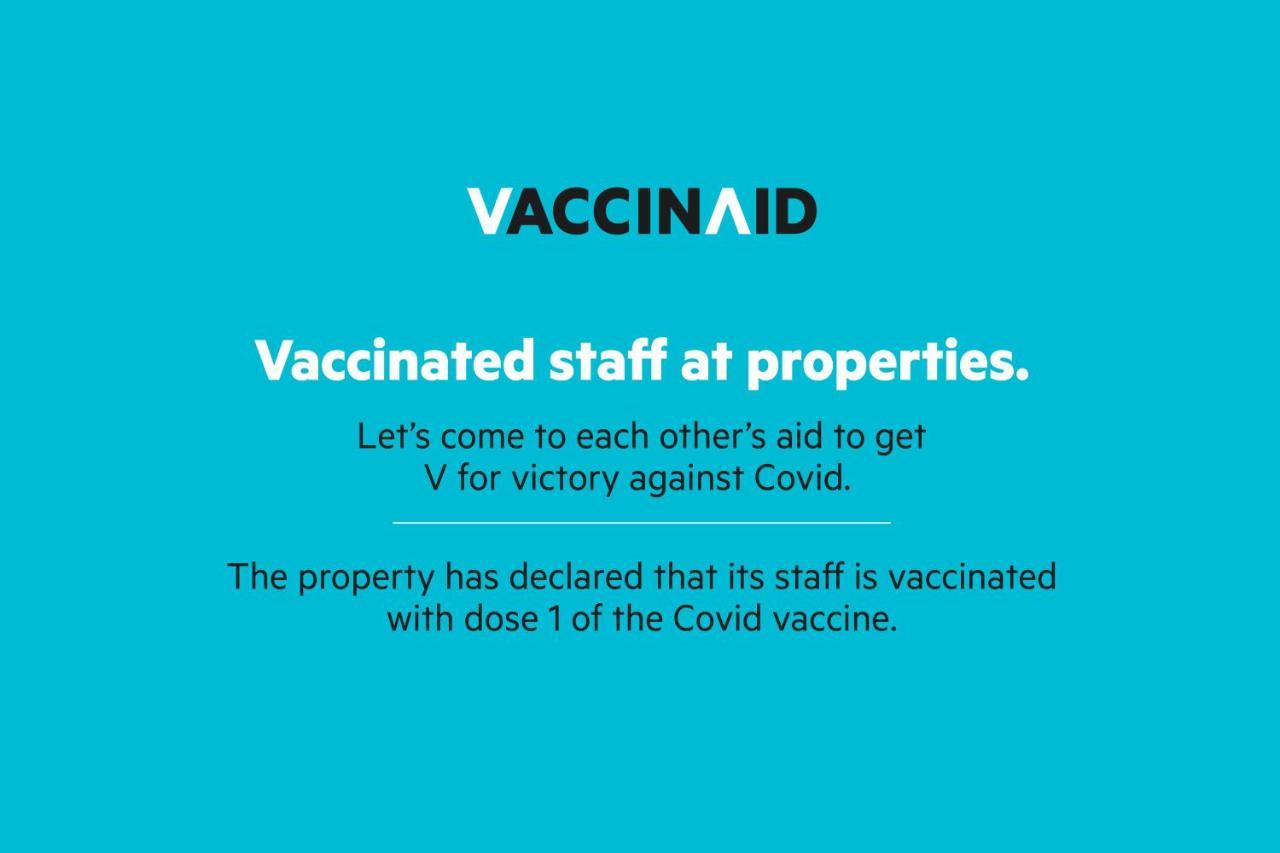 Vaccinated Staff - Capital O 77266 Light House Beach Resort Pangala ภายนอก รูปภาพ